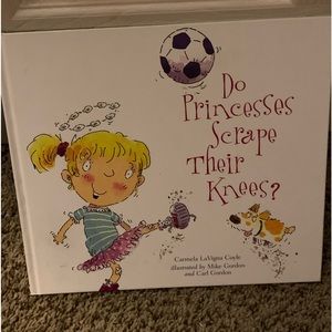 2 Books|| Do princesses really kiss frogs?, Do princesses scrape there knees?